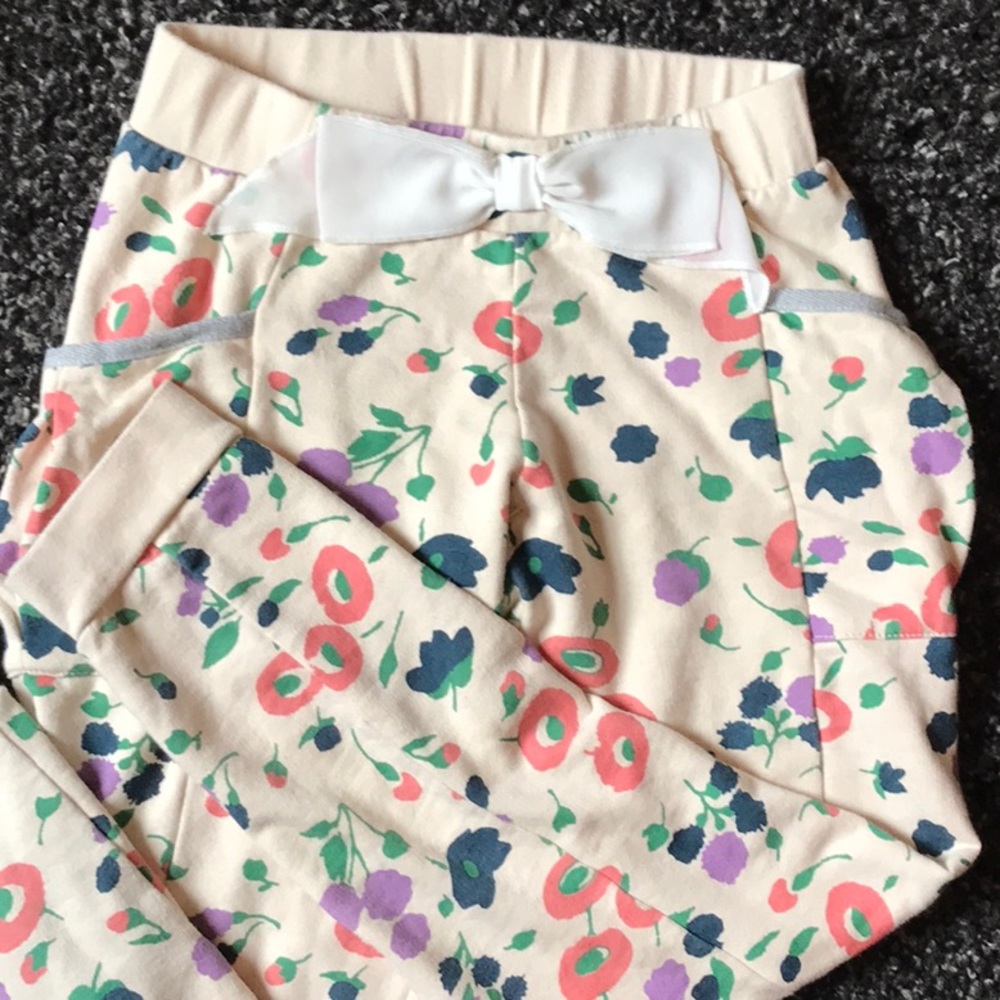 Hanna  Andersson floral printed girl’s sweatpants